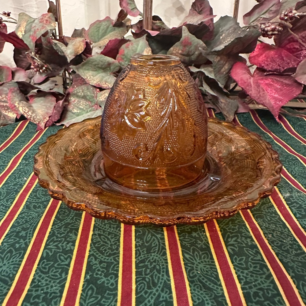 Tiara Amber Glass Candle Holder Set - Picture 5 of 6